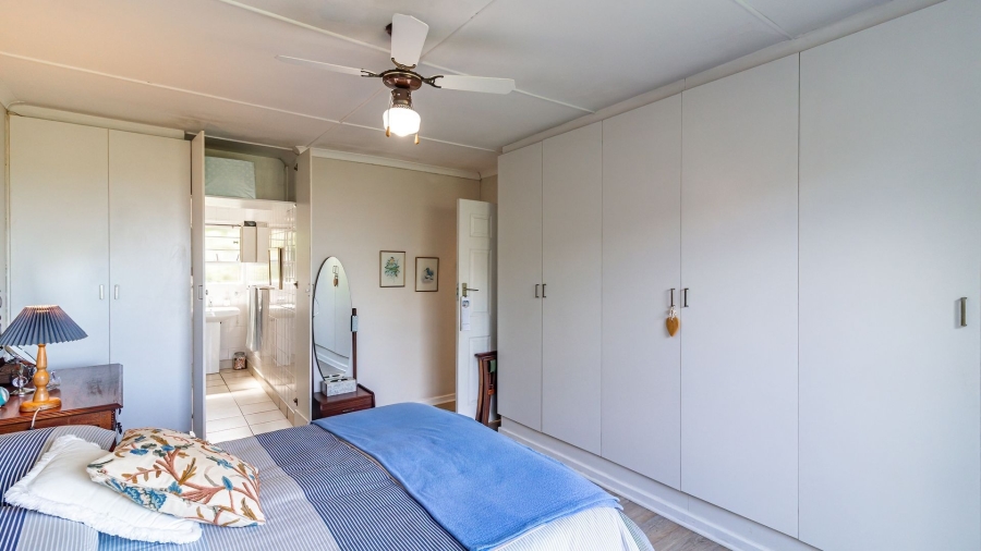 3 Bedroom Property for Sale in Sunrise On Sea Eastern Cape